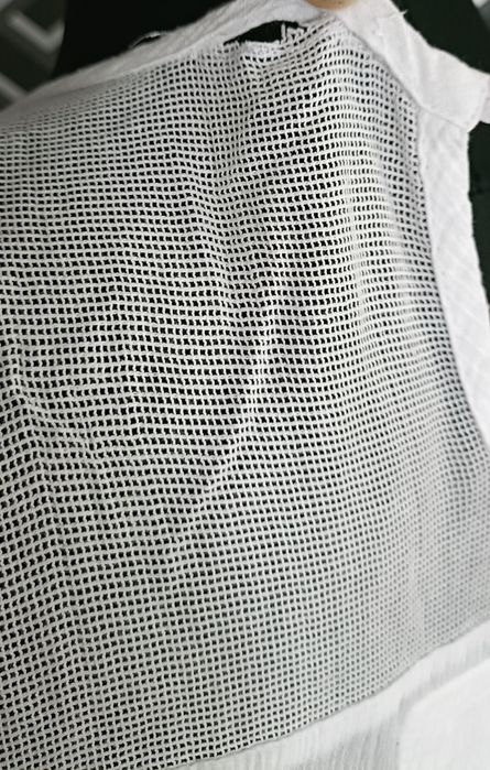 Biała sukienka boho