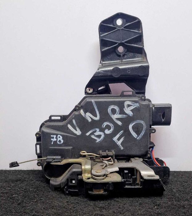 Fechadura / Fecho Porta Frente Direito VW POLO (9N_, 9A_) [10.2001 -
