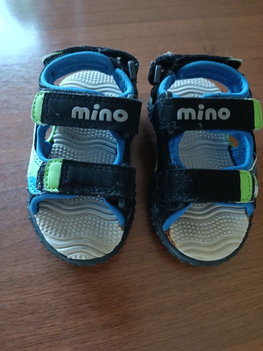 Sandałki 22 chłopięce
