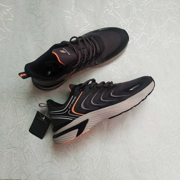 Нові чоловічі кросівки Baas ploa baasploa легкі 41-42