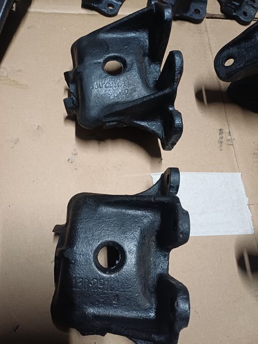 Кронштейни рисор зіл