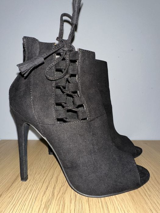Buty na obcasie szpilki czarne zamszowe New Look