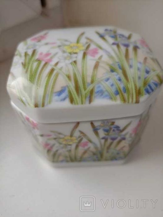 Скринька Шкатулка Порцеляна Квіти іриси