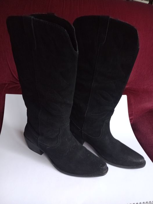 Kowbojki damskie czarne zamszowe kozaki Lasocki