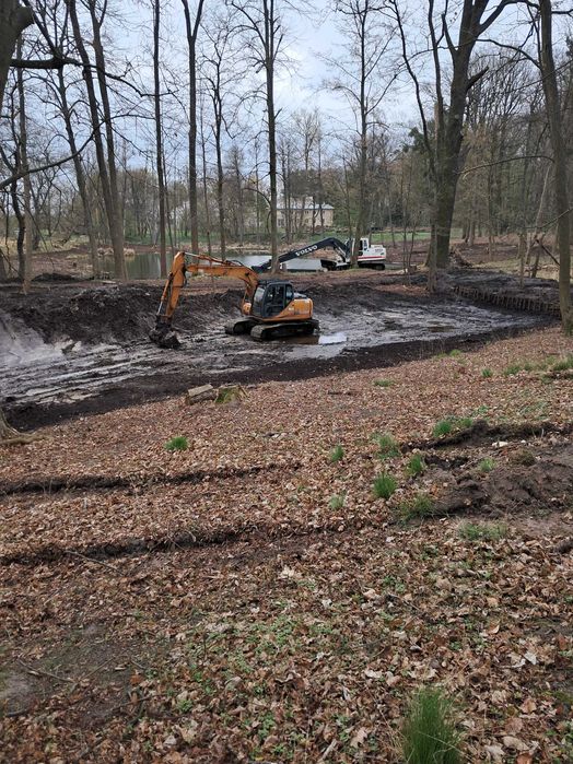 Roboty Ziemne - kopanie i odmulanie stawów, rekultywacja terenów