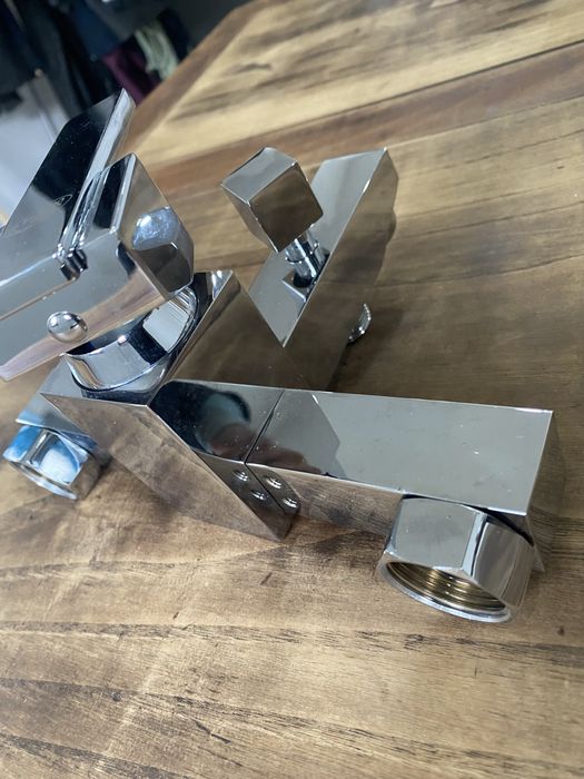 Torneira Misturadora de Banheira – Arte Doccia