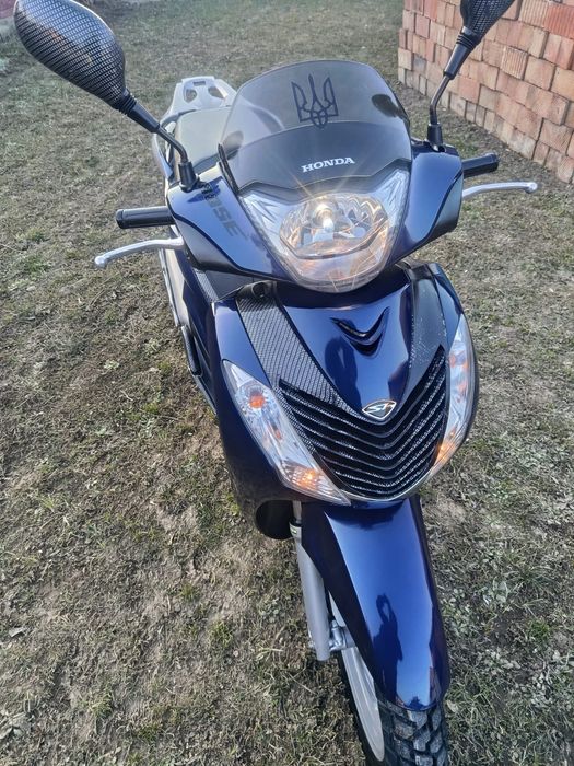 Продам хонда sh 150i рік 2010на полні ход все працуео