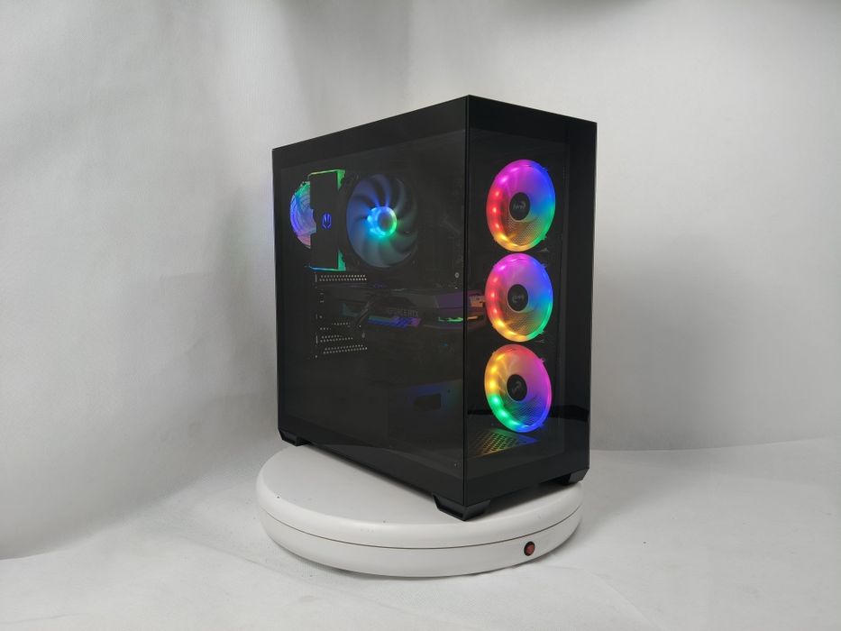 Komputer Ultra 7 265,RTX 5070,32 GB RAM,Win 11,Office