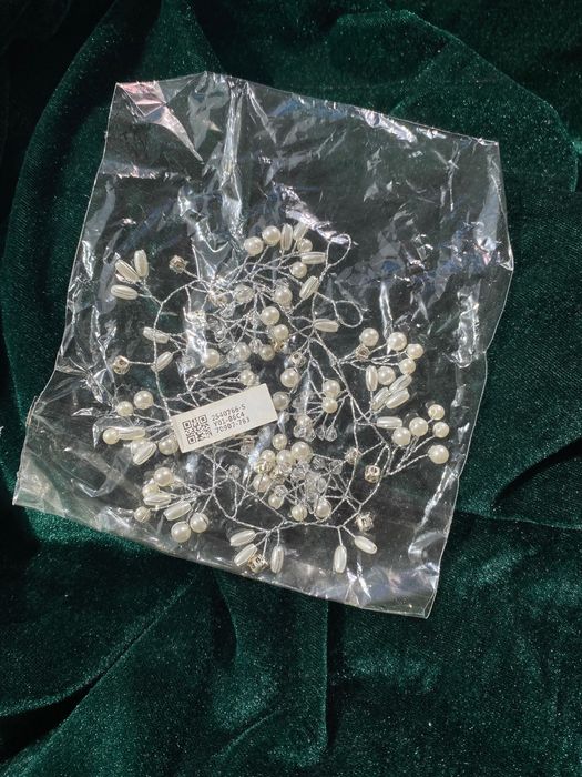 Прикраса на волося, свадебное украшение, свадебная прическа