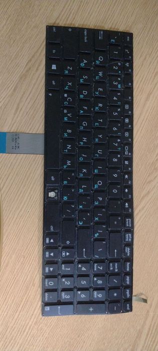 Клавіатура для ноутбука, клавіши, запчастини