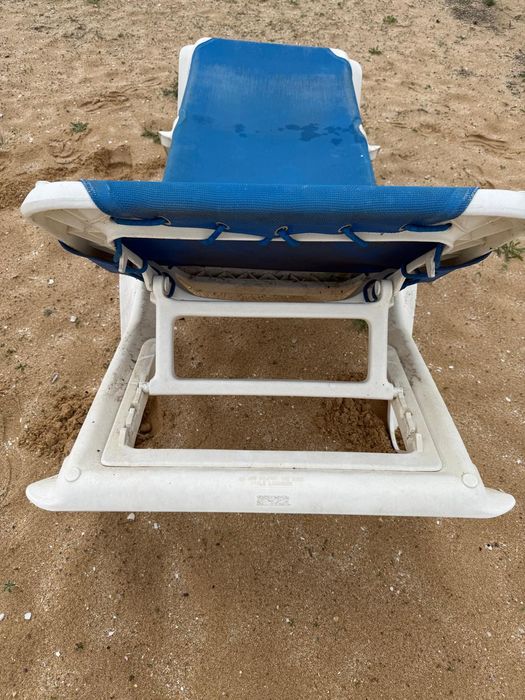 75 Cadeiras de Praia -Usadas-Venda em Lote