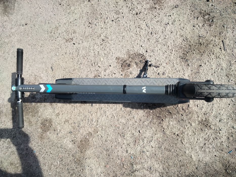 Продається електросамокат