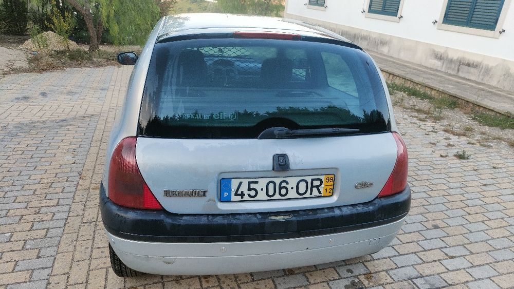 Renault Clio 1.9d comercial troco