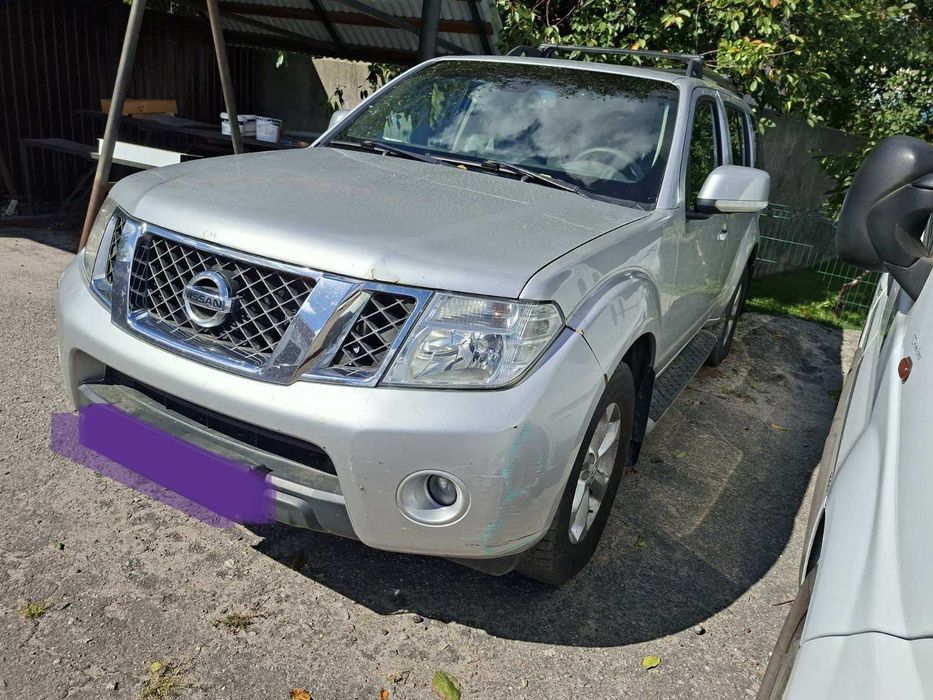 Nissan Pathfinder 2011