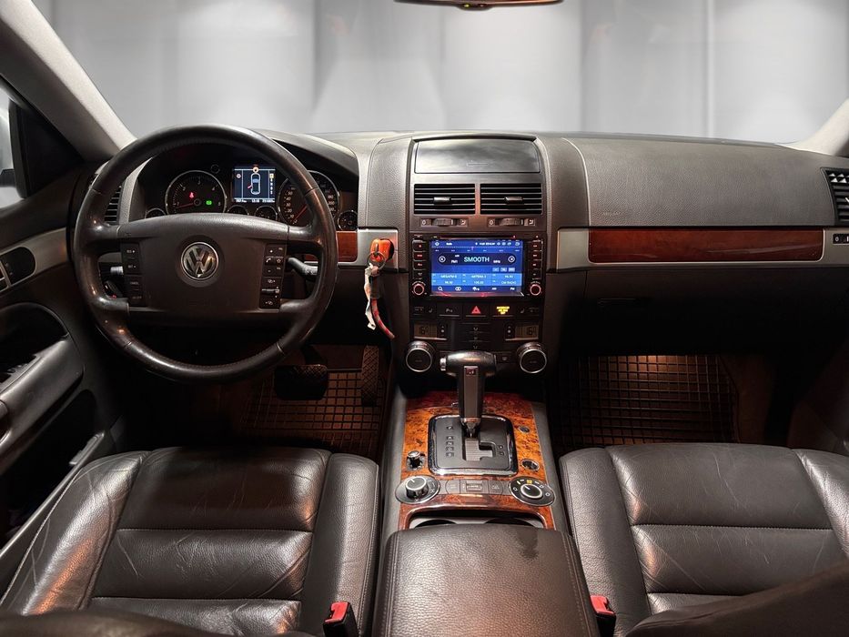 VW Touareg 3.0 TDI V6 Tiptronic