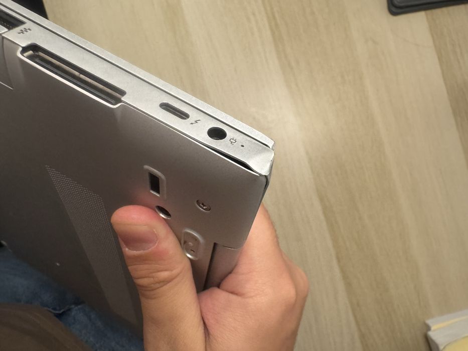 Portátil HP Elitebook 830 G5
