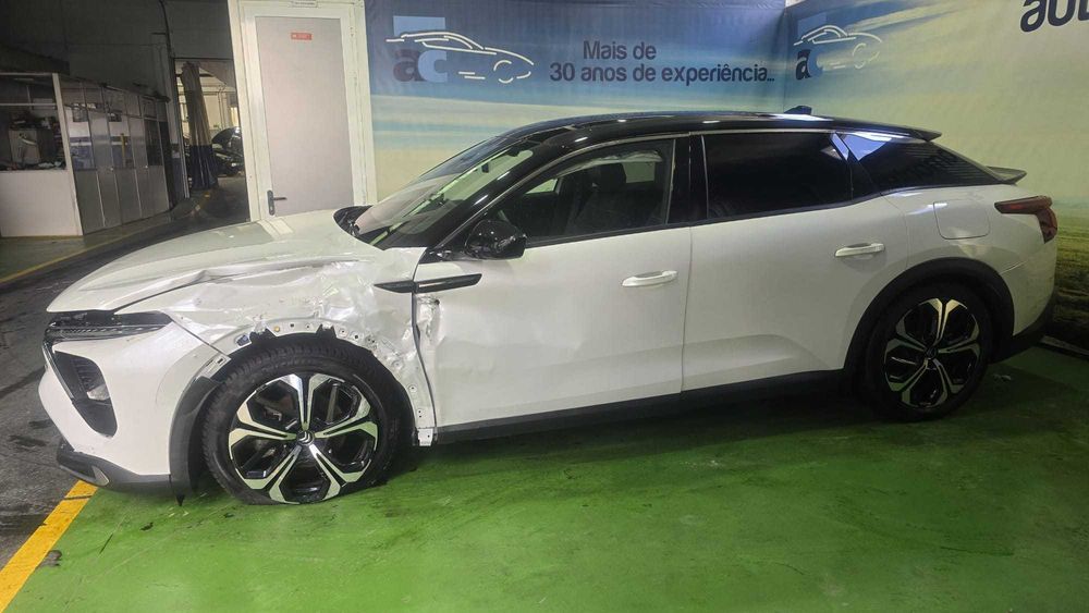 Citroen C5 X  1.6 Hybrid - Salvado
