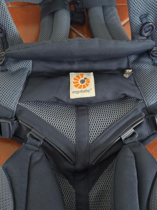 Marsúpio ergobaby com caixa