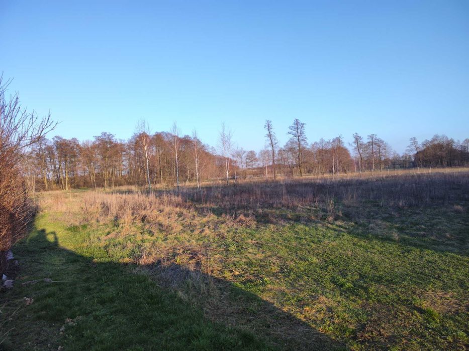 Sprzedam dzialke budowlana Turek-Grabieniec-Obrebizna 900 m2 z WZ-kami