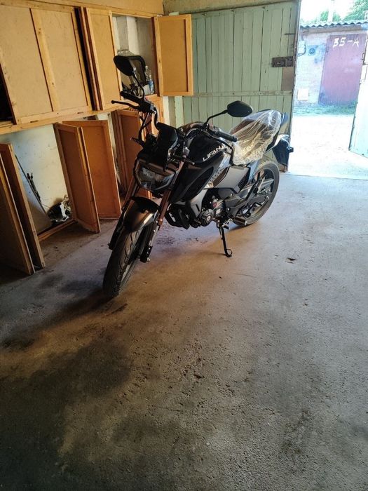 Мотоцикл Lifan KPS  200