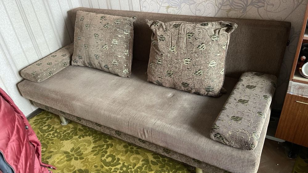 Продам диван Алеся Константа
