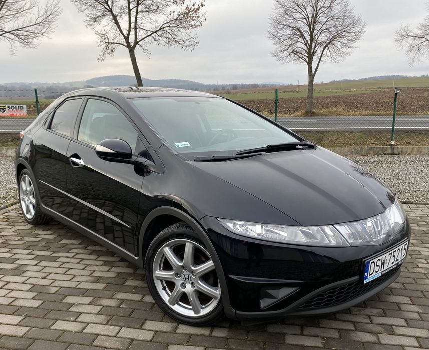 Honda Civic UFO benzyna niski przebieg zadbany