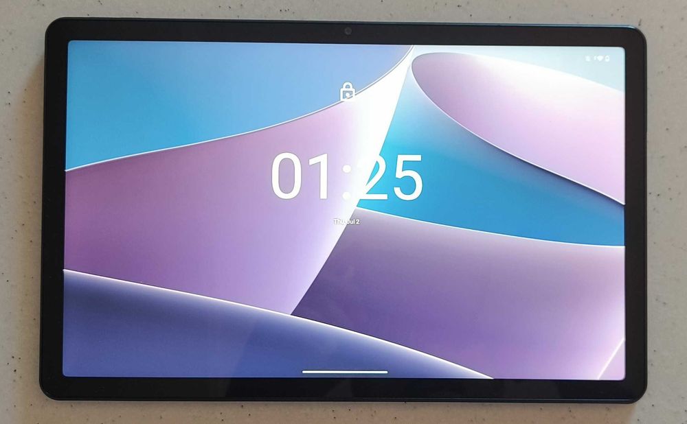 Lenovo Tab M10 Plus 3ª Gen 4GB/128GB + Precision Pen 2 + Capa Folio