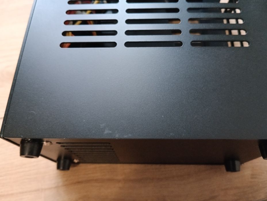 Obudowa mini-ITX + zasilacz 300W
