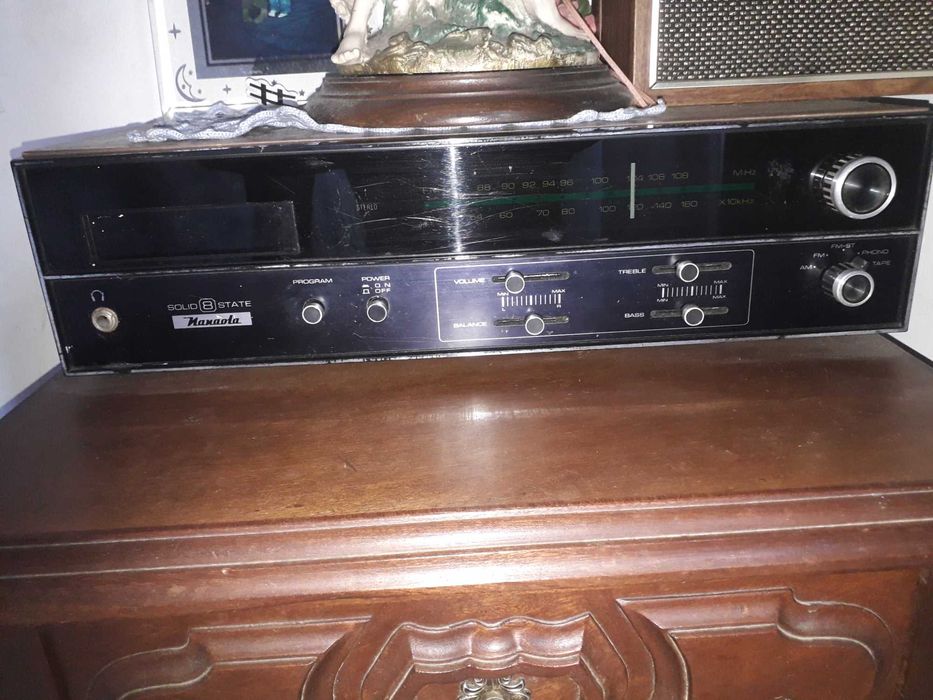 Radio cassete antigo