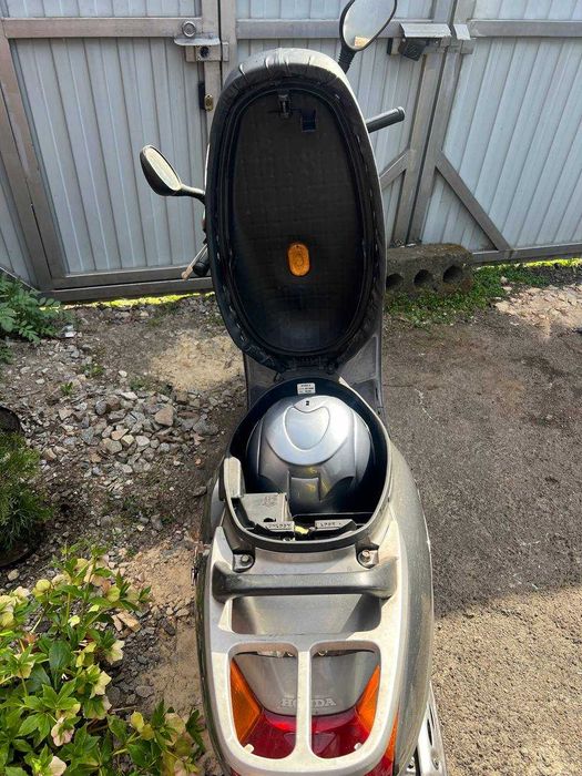 Honda Lead jf06  100 кубів