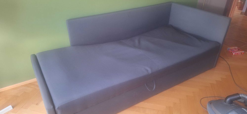 Tapczan jednoosobowy