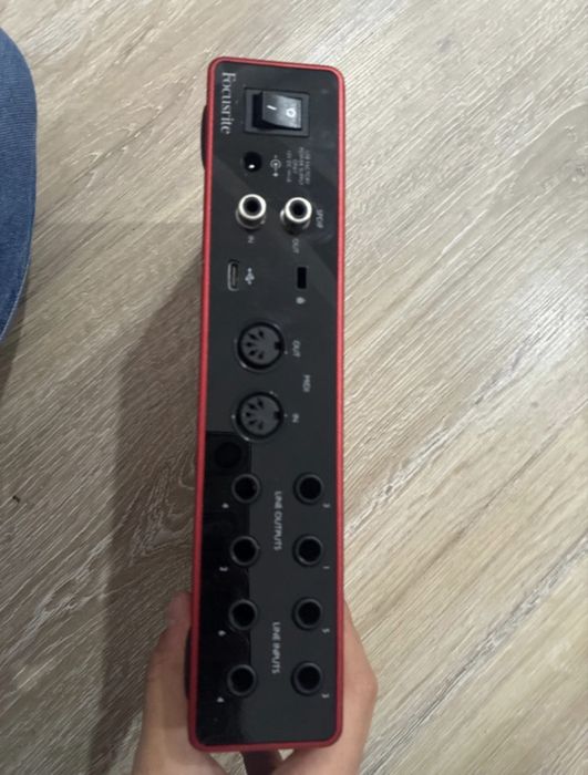 Focusrite scarlett 8i6 3gen