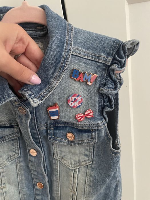 Kamizelka jeansowa Mayoral rozm. 122 cm