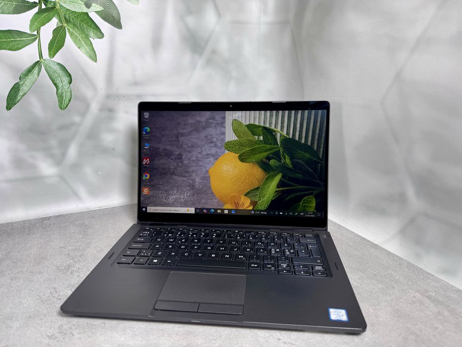 Ноутбук Dell Latitude 5300 2-in-1 / i5-8365U / 8GB / SSD 256GB / 13.3" FHD Touch / 2в1 трансформер