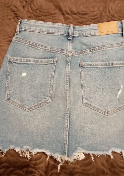 Jeansowa spódnica mini Bershka rozm. 36