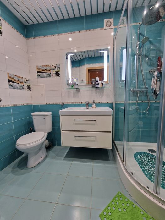 Продам 2 ком. квартиру ул.Василия Тютюнника ,(ул.Малышева)ул.Калиновая