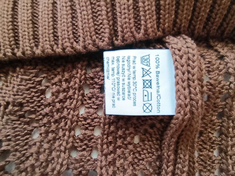 Sweter damski firmy By Me, ażurowy brązowy, r. S
