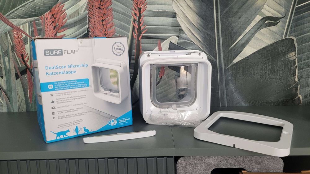 Drzwiczki dla kota SureFlap DualScan z czytnikiem mikrochipów
