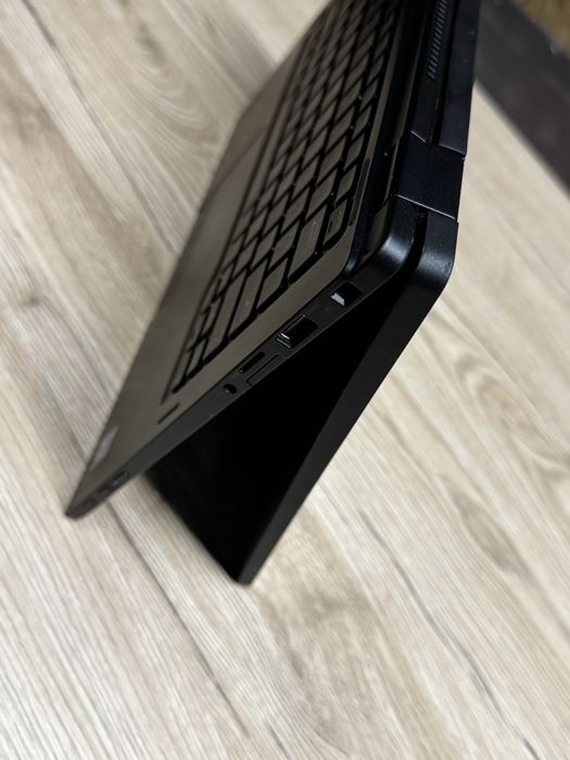 Dell Latitude 7390 2in1 Core  i7 (сенсорний)