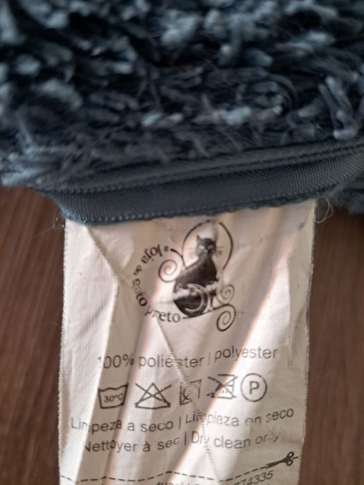 2 almofadas com oferta de enchimento