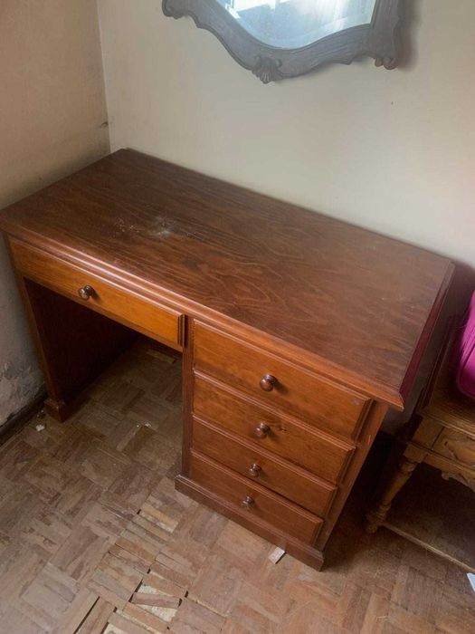 Secretária para escritorio