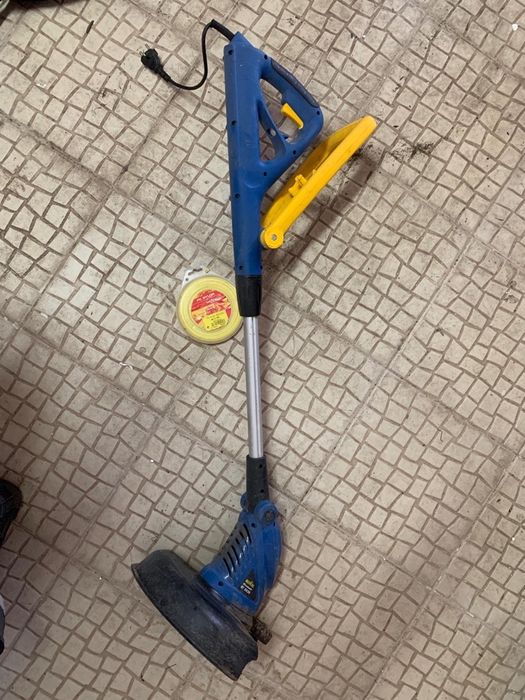 Material para relva (corte e limpeza)