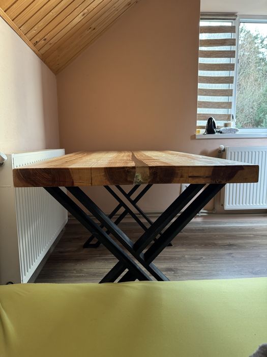 Унікальний компютерний стіл з епоксидною заливкою Ясень