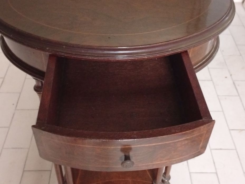 Mesa de apoio (telefone), arrumação, 1 gaveta