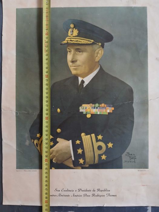 Retratos dos Presidentes da República Portuguesa durante o regime "Estado Novo" - lote de 4 -