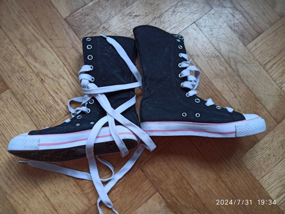 Trampki wysokie czarne sznurowane 36