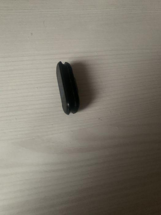 Продам xiaomi mi band 4