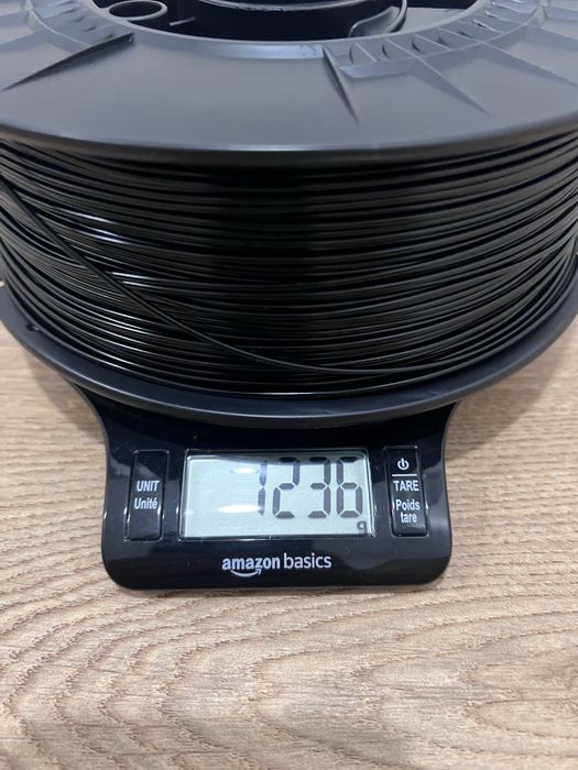 Materiais de impressão PETG branco e preto