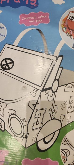 Świnka Peppa DIY duży kartonowy pojazd do malowania domek