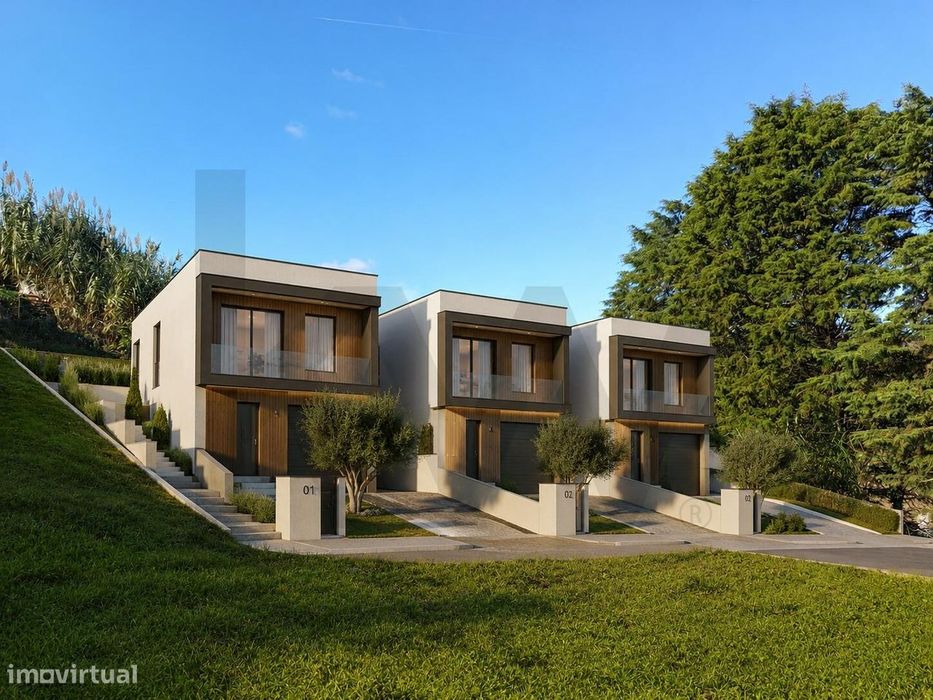 Terreno de 5.900m2 com Viabilidade para Construção de 14 Fogos
